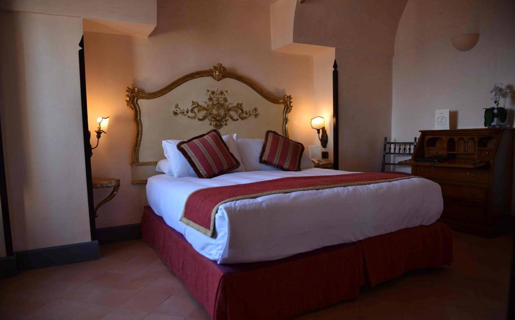 Hotel San Francesco Al Monte Nápoles